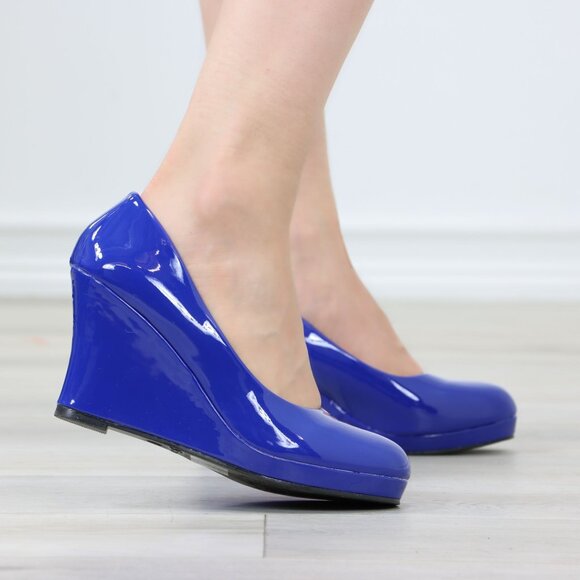 Blue Patent Close Rounded Toe Wedge Heel Rockabilly Style Shoe - Picture 8 of 14